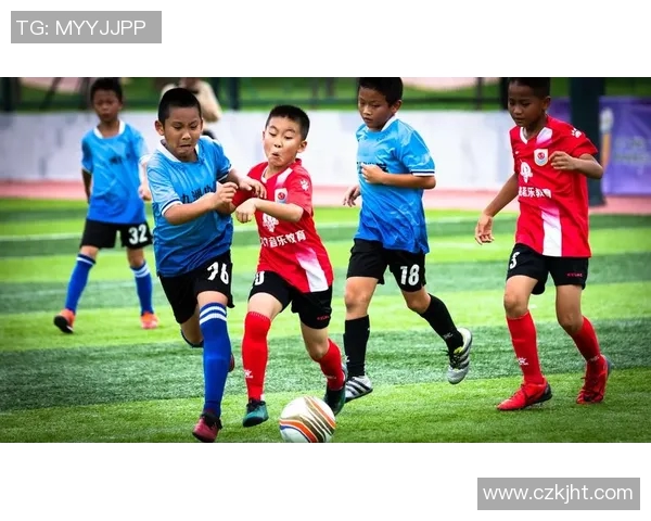 广州足球队领跑最新足球团队协作排行榜前十名分析与展望